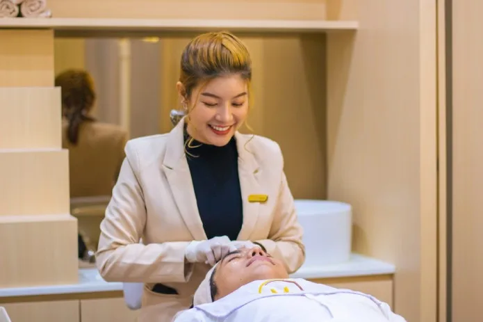 Eyelid Spa